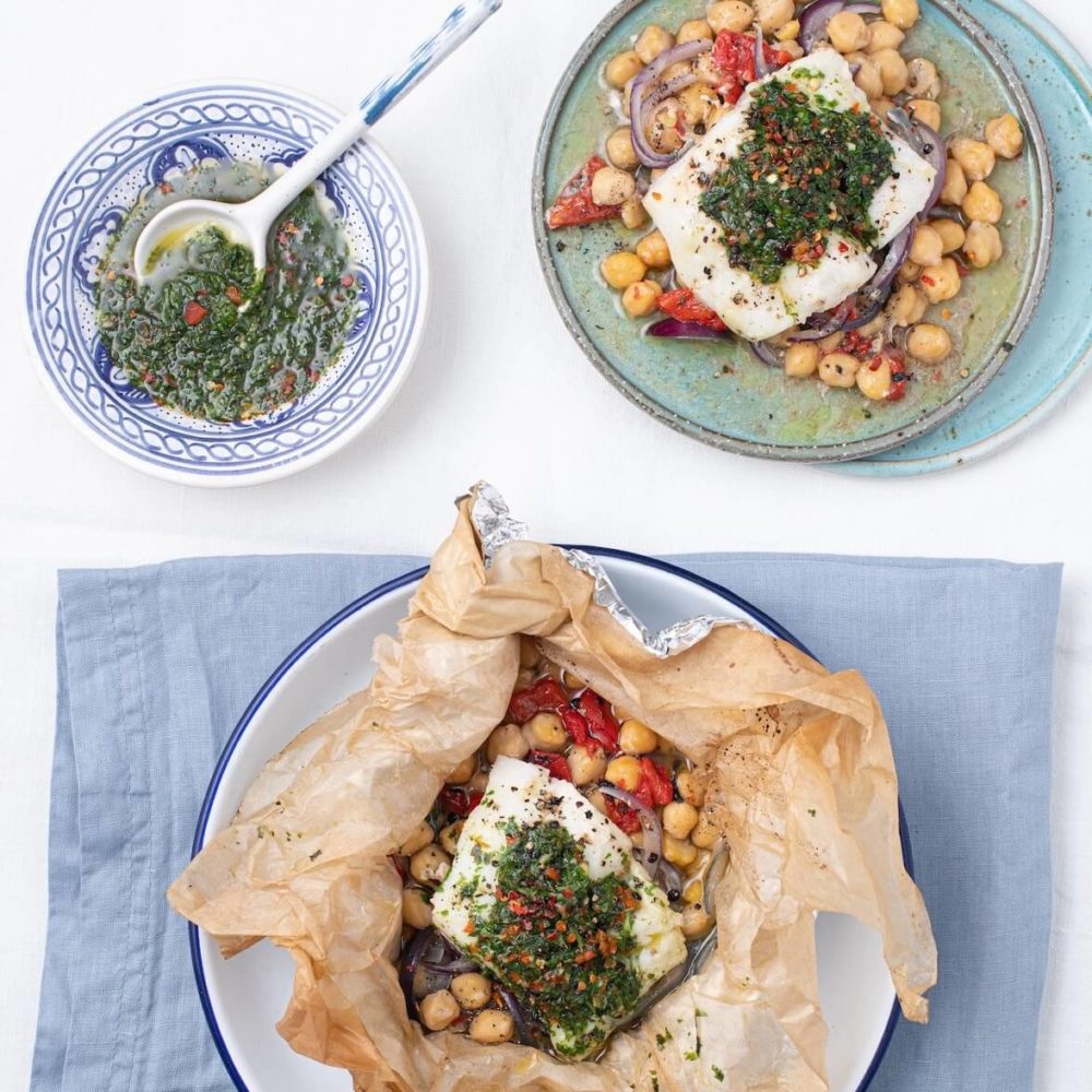15 minute chermoula fish parcels that won’t even mucky your plates