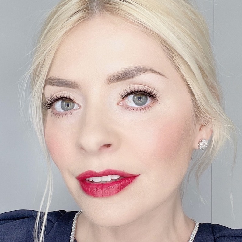 A makeup artist shares tips that really will make your lipstick last all night