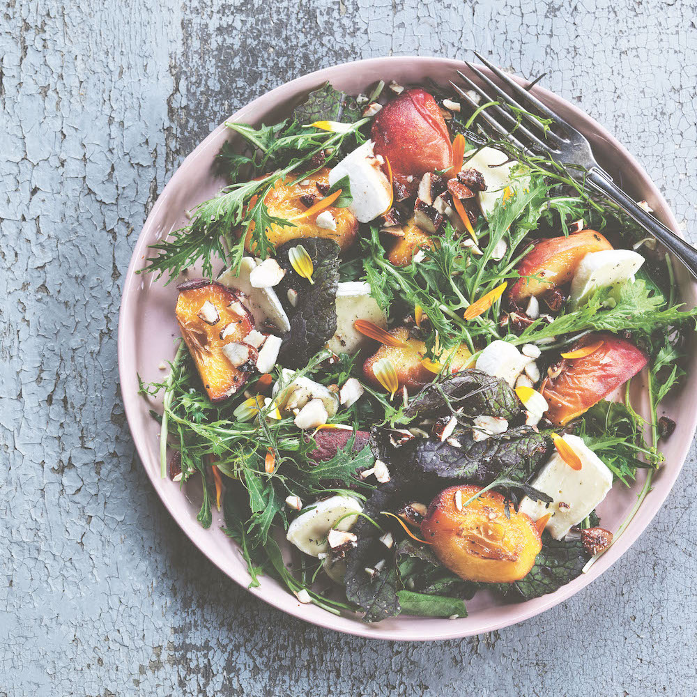 Peach, brie and balsamic almond salad