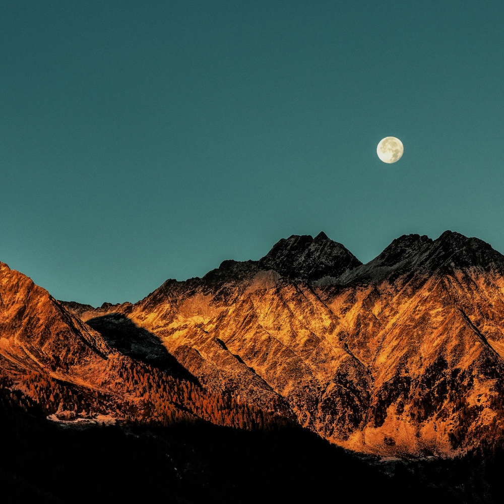 Sagittarius Full Moon: A Call to Adventure and Expansion